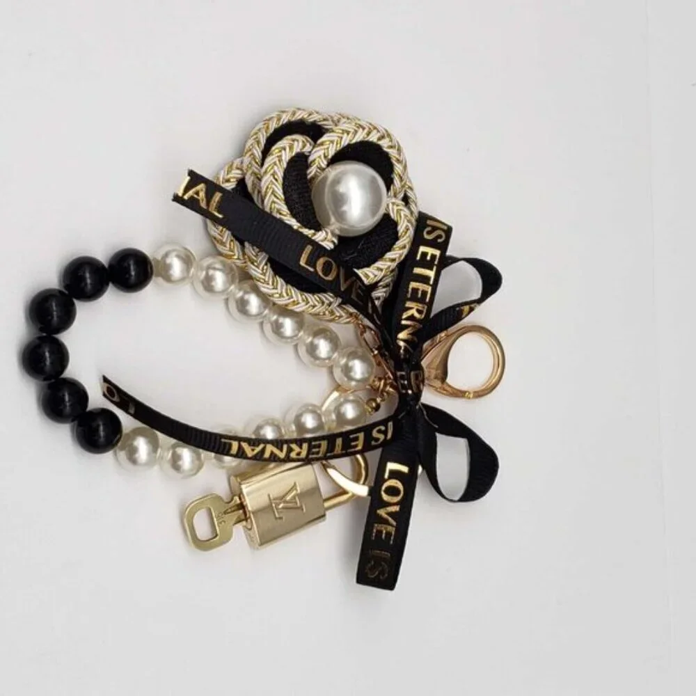 LV Authentic Gold Lock & Key 🔑 Luxury Bag Charm w/ Unbranded Flower Keychain